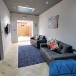 Rent 7 bedroom flat in Leicester