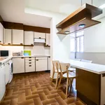 Rent a room of 106 m² in Madrid