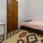 Rent 4 bedroom apartment in Valencia