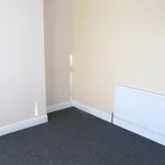 Rent 3 bedroom flat in West Midlands