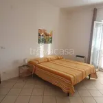 Rent 3 bedroom apartment of 150 m² in Locri