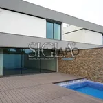 Rent 1 bedroom house of 351 m² in Vila Nova de Gaia