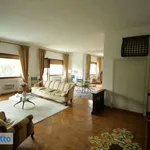 Rent 4 bedroom apartment of 150 m² in Naples