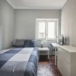 Rent a room in lisbon