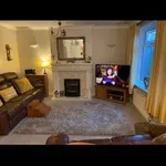 Rent 4 bedroom house in Yorkshire And The Humber