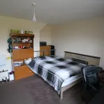 Rent 2 bedroom flat in Sheffield