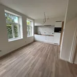 Huur 4 slaapkamer appartement van 93 m² in Boschpoort