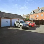 Rent 4 bedroom house in East Midlands