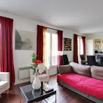 Appartement de 800 m² avec 3 chambre(s) en location à Paris