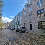 Rent 2 bedroom flat in Aberdeen