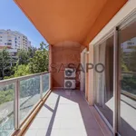 Rent 2 bedroom apartment of 83 m² in Portimão