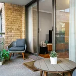 Rent 2 bedroom apartment in Darlinghurst