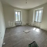 Affitto 4 camera appartamento di 50 m² in Castelnuovo di Garfagnana