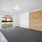 Rent 2 bedroom apartment in Uralla