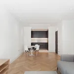 Rent 2 bedroom flat in London