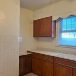 Rent 3 bedroom apartment of 127 m² in Staten Island