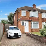 Rent 3 bedroom apartment in Uxbridge