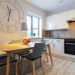 Rent 3 bedroom flat in Yorkshire And The Humber