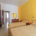 Rent 2 bedroom apartment in Sesto San Giovanni