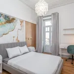 Rent 7 bedroom apartment in Lisbon