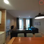 Alquilo 2 dormitorio apartamento de 85 m² en Pamplona - Iruña