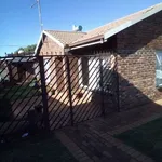 Rent 2 bedroom house in Johannesburg