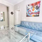 Rent a room of 60 m² in seville