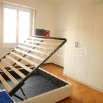 Rent 1 bedroom apartment of 50 m² in Milano