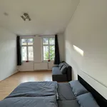 Miete 2 Schlafzimmer wohnung von 60 m² in Düsseldorf