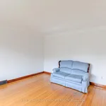 Rent 3 bedroom apartment in Oshawa (Central)