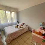 Appartement de 62 m² avec 3 chambre(s) en location à Hyères