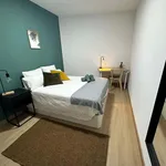 Rent a room of 300 m² in Madrid