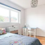 Rent a room in lisbon