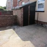 Rent 4 bedroom flat in Exeter