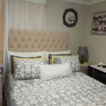 Rent 1 bedroom apartment of 50 m² in Johannesburg