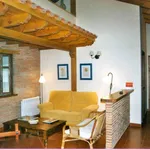 Rent 4 bedroom house of 95 m² in Asturias']