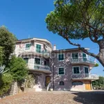 Rent 4 bedroom apartment of 93 m² in Lerici