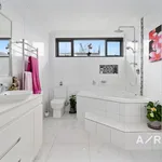 Rent 2 bedroom apartment in Melbourne