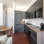 Appartement de 710 m² avec 3 chambre(s) en location à Marseille