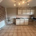 Rent 3 bedroom apartment in Yorkshire And The Humber