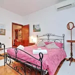 Rent 6 bedroom apartment in Rome