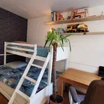 Appartement de 84 m² avec 1 chambre(s) en location à Paris