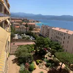 Appartement de 92 m² avec 3 chambre(s) en location à Ajaccio