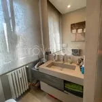 Rent 4 bedroom apartment of 90 m² in Modena