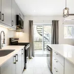 Appartement de 893 m² avec 4 chambre(s) en location à Montreal