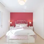 Alquilo 2 dormitorio apartamento de 100 m² en Marbella