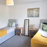 Rent 3 bedroom flat in Doncaster