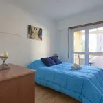 Rent a room in lisbon