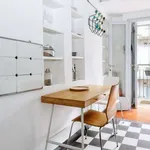 Rent 1 bedroom apartment of 45 m² in milan