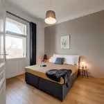 Pronajměte si 1 ložnic/e byt o rozloze 45 m² v Prague